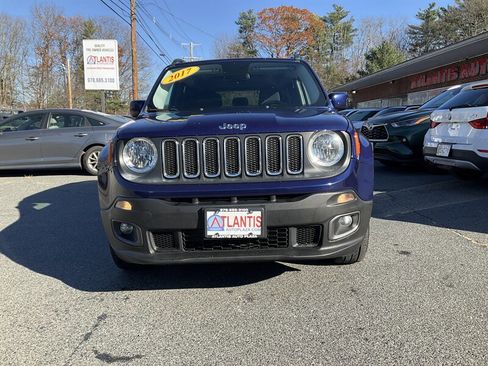 Used 2017 Jeep Renegade Latitude w/ Cold Weather Group image 2