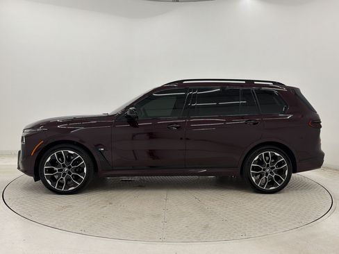 Used 2025 BMW X7 M60i AWD/4WD image 2