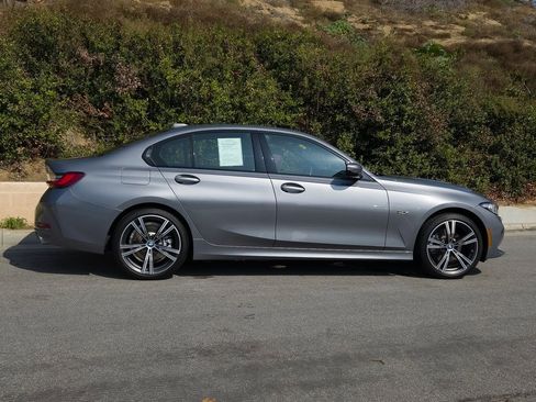 Used 2023 BMW 330e xDrive w/ Premium Package image 4