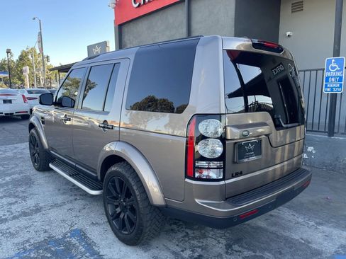Used 2016 Land Rover LR4 HSE Silver Edition AWD/4WD image 7