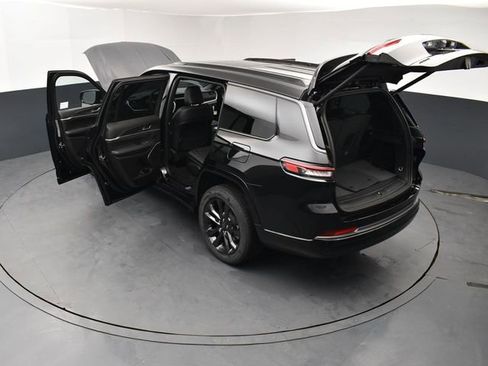 New 2026 Jeep Grand Cherokee L Limited image 28