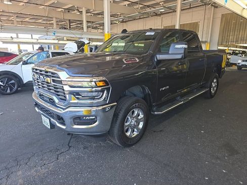 Used 2026 RAM 2500 Big Horn AWD/4WD image 1