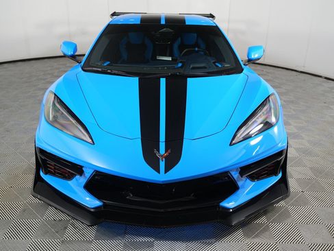 Used 2024 Chevrolet Corvette Stingray Premium Conv w/ Battery Protection Package RWD image 2