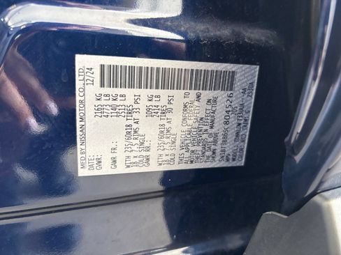 Used 2025 Nissan Rogue SV AWD/4WD image 30