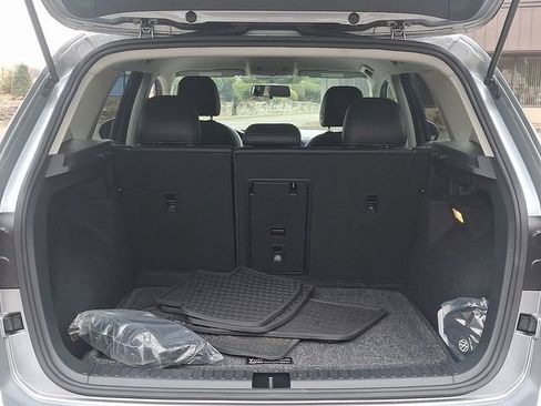 Certified 2022 Volkswagen Taos SE image 29