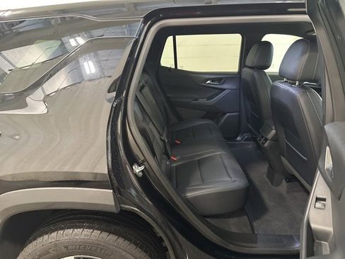 Used 2026 Chevrolet Equinox LT w/ Convenience Package II image 14