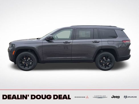 New 2026 Jeep Grand Cherokee L 4WD image 2