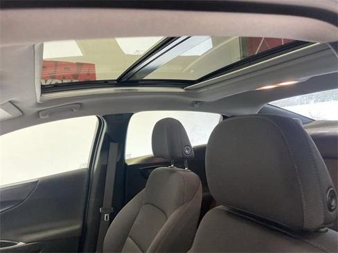 Used 2024 Chevrolet Malibu LT FWD image 30