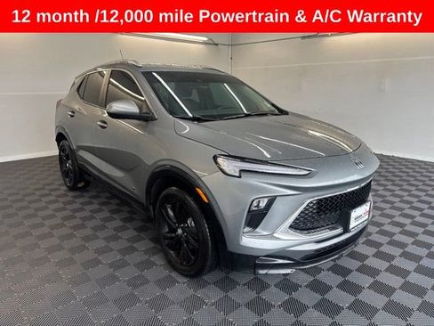 Used 2025 Buick Encore GX Sport Touring FWD image 1