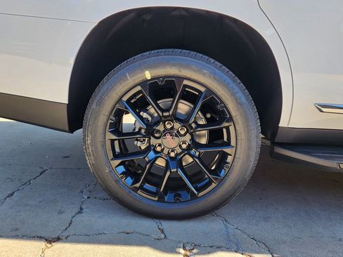 New 2026 GMC Yukon Elevation image 57
