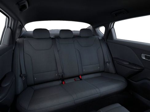 New 2026 Kia K4 LXS image 16