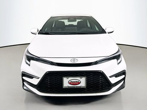 Certified 2026 Toyota Corolla SE w/ SE Package image 2