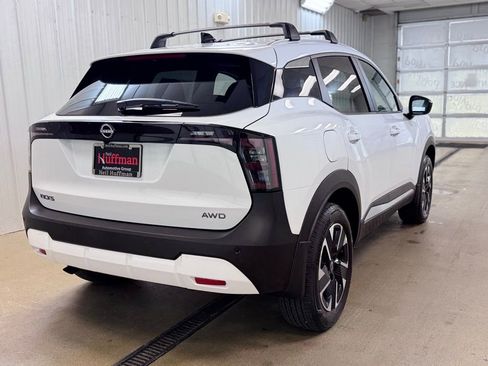 New 2026 Nissan Kicks SV w/ SV Premium Package AWD/4WD image 5