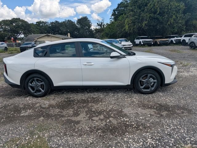 New 2026 Kia K4 FWD image 7