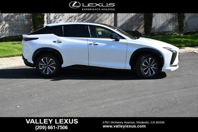 Certified 2023 Lexus RZ 450e Premium w/ Technology Package AWD/4WD image 3