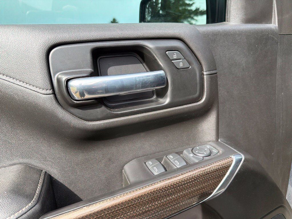 Used 2021 Chevrolet Silverado 1500 RST w/ All Star Edition Plus AWD/4WD image 17