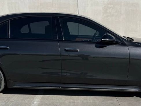 Used 2023 Mercedes-Benz S 580 S 580 image 3