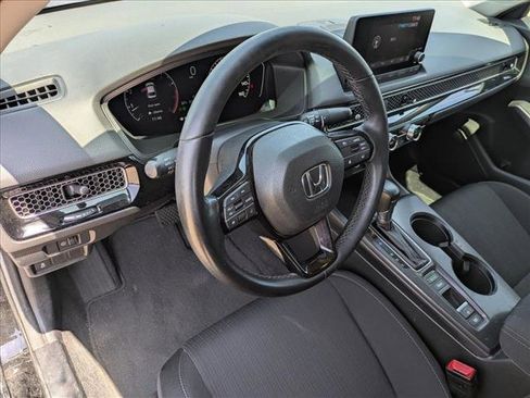 Used 2024 Honda Civic EX image 9