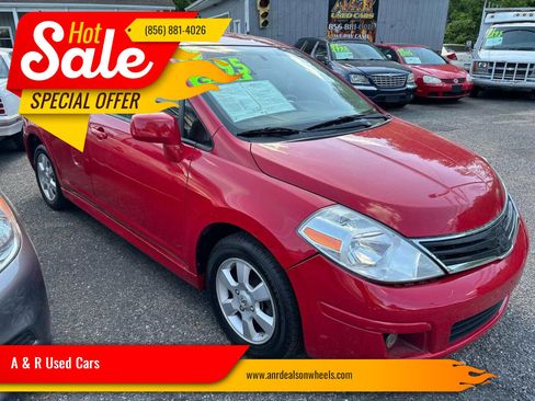 Used 2010 Nissan Versa 1.8 SL 4dr Hatchback w/ Navigation/Satellite Pkg image 1