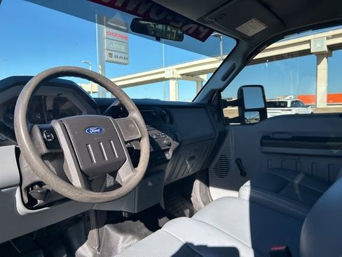 Used 2016 Ford F250 XL image 40