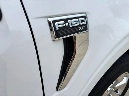 Used 2022 Ford F150 XLT w/ Equipment Group 302A High AWD/4WD image 9