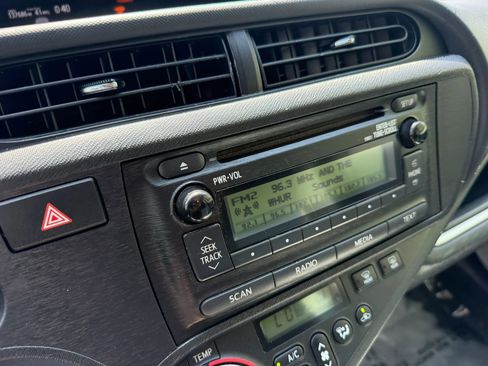 Used 2014 Toyota Prius C Two FWD image 26