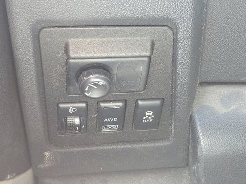 Used 2011 Nissan Rogue SV w/ SL Pkg AWD/4WD image 20