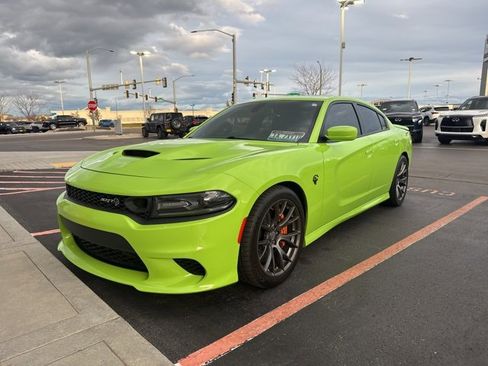 Used 2019 Dodge Charger SRT Hellcat w/ Navigation & Travel Group image 1