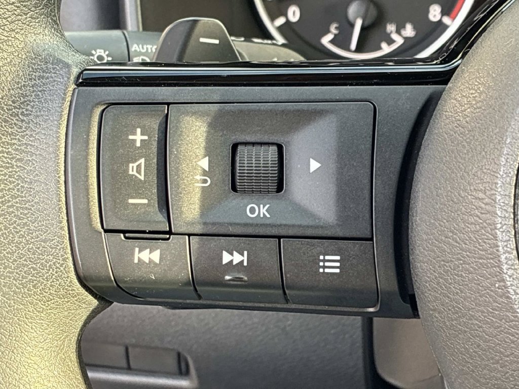 Certified 2023 Nissan Rogue SV AWD/4WD image 22