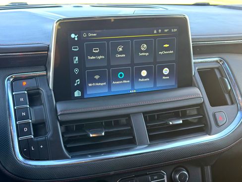 Used 2024 Chevrolet Suburban RST image 31