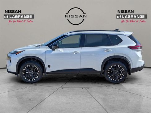 New 2026 Nissan Rogue SV image 8