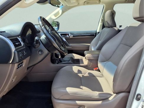Used 2023 Lexus GX 460 Premium AWD/4WD image 10