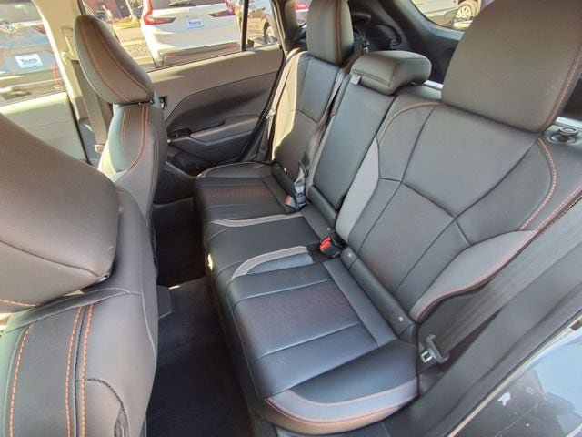 Used 2025 Subaru Crosstrek 2.5i Limited w/ Crosstrek Mirror Package AWD/4WD image 14