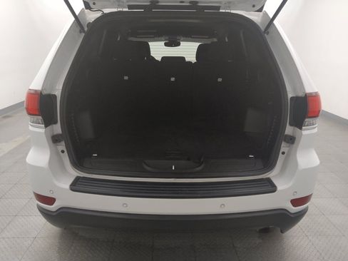 Used 2022 Jeep Grand Cherokee Laredo E RWD image 29
