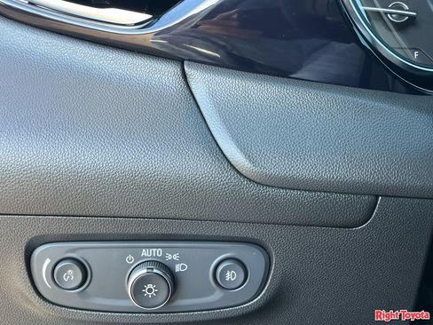 Used 2020 Buick Encore GX Preferred FWD image 31