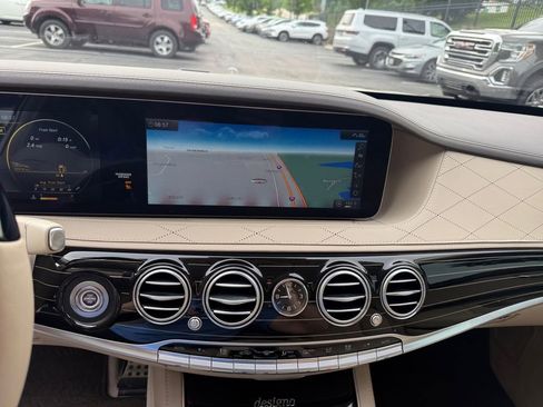 Used 2020 Mercedes-Benz S 560 Sedan image 9