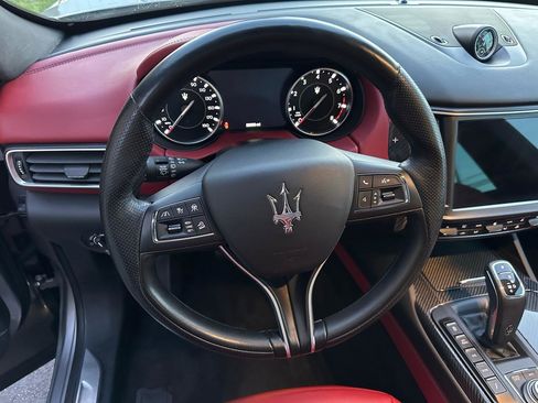Used 2022 Maserati Levante Modena AWD/4WD image 48