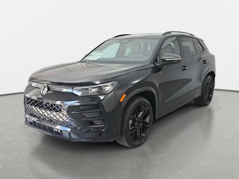 New 2026 Volkswagen Tiguan SE R-Line image 7