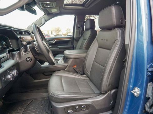 Used 2024 GMC Sierra 1500 Denali AWD/4WD image 22