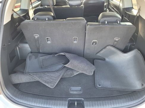 Used 2024 Kia Telluride LX image 6