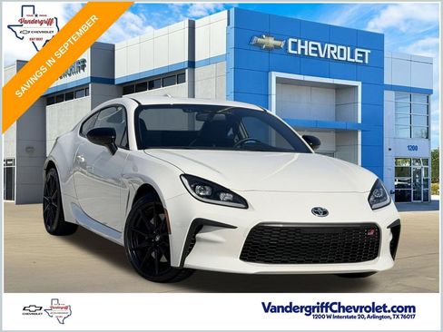 Used 2025 Toyota GR86 Premium w/ Performance Package RWD image 1