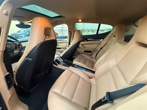 Used 2016 Porsche Panamera 4 Edition w/ Premium Package Plus AWD/4WD image 24