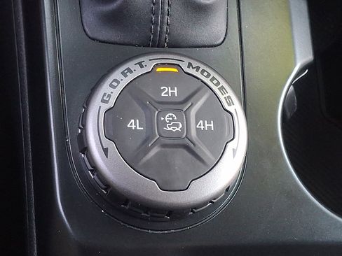 Certified 2025 Ford Bronco Outer Banks AWD/4WD image 26