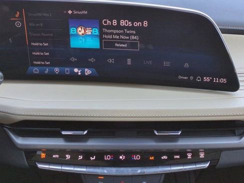 Used 2024 Cadillac XT4 Premium Luxury FWD image 19