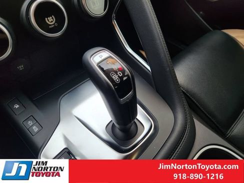 Used 2020 Jaguar E-PACE SE AWD/4WD image 20
