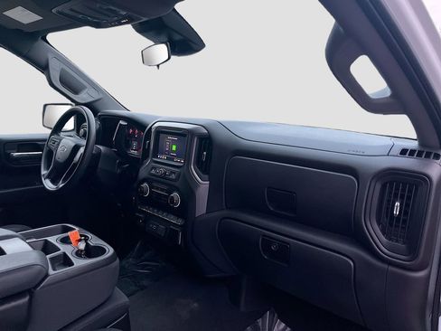 Used 2023 Chevrolet Silverado 1500 Custom Trail Boss w/ 2.7L Blackout Package image 27