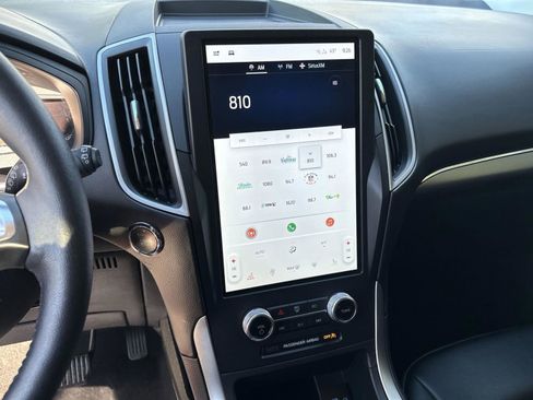 Used 2022 Ford Edge SEL w/ Convenience Package image 12