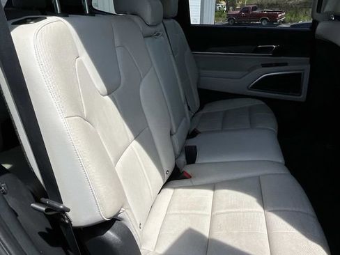 Used 2022 Kia Telluride EX FWD image 24
