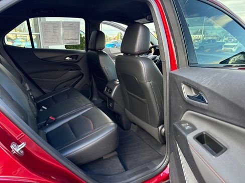 Used 2022 Chevrolet Equinox RS w/ RS Leather Package image 30
