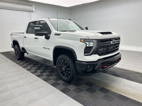 New 2026 Chevrolet Silverado 2500 LT w/ Trail Boss Package AWD/4WD image 7